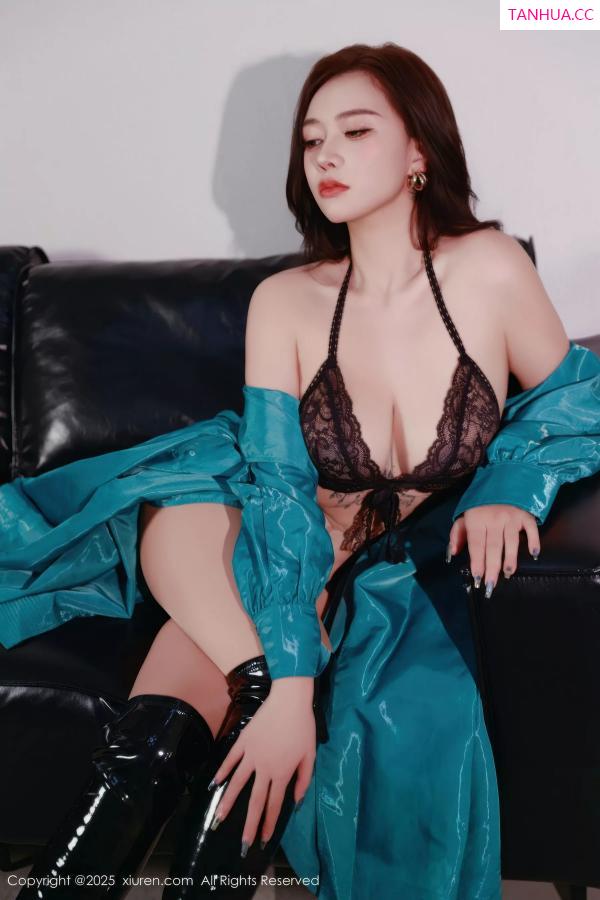 小娜比  [XiuRen]高清写真图 2025.09.17 No.10776 娜比 蕾丝情趣内衣第39张图片